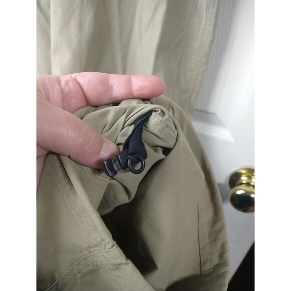 L.L. Bean Woman's 16 Tan Cargo Hiking Adjustable Ankle Flat Front Traveling... - Picture 6 of 12